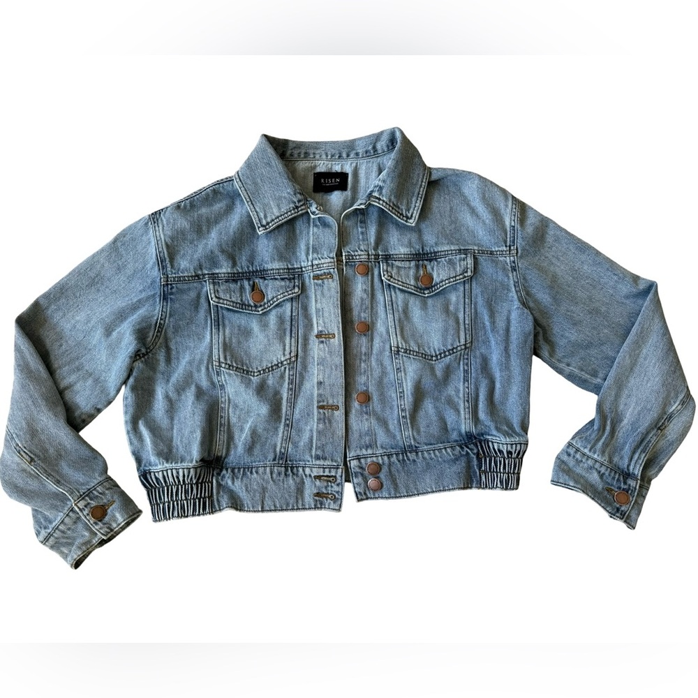 RISEN - Women’s Button-Down Cropped Denim Jacket (EUC) Size L